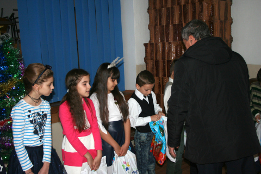 Moș Crăciun la clasa a III-a din Pietroșani-2017-18