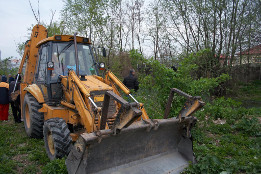 Lucrări de decolmatare a R&acirc;ului Leaotul-2017-2