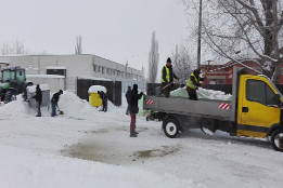 Deszăpezire cu beneficiarii VMG-22