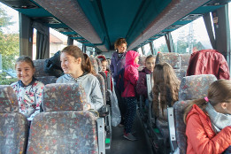 Excursia organizată de Primărie pentru componenții celor două ansambluri folclorice, 