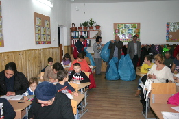 Moș Crăciun la clasa a II-a din Puchenii Moșneni-2017-2