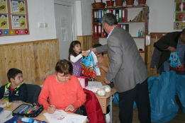 Moș Crăciun la clasa a II-a din Puchenii Moșneni-2017-5