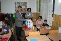 Moș Crăciun la clasa a II-a din Puchenii Moșneni-2017-9