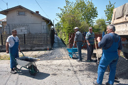 Asfaltarea uliței din Miroslăvești care face legătura &icirc;ntre strada Țici și D.N.1-2017-4