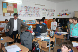 Moș Crăciun la clasele V-VIII-2017-11