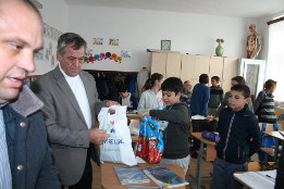 Moș Crăciun la clasele V-VIII-2017-23