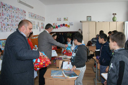 Moș Crăciun la clasele V-VIII-2017-6