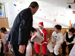 Moș Crăciun la Clasa 0 Puchenii Mari-2017-17