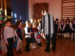 Moș Crăciun la Clasele I și a II-a Pietroșani-2017-10