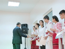 Moș Crăciun la Clasele I și a II-a Pietroșani-2017-29