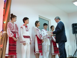 Moș Crăciun la Clasele I și a II-a Pietroșani-2017-3