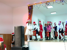 Moș Crăciun la Clasele I și a II-a Pietroșani-2017-36