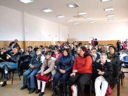 Moș Crăciun la Clasele I și a II-a Pietroșani-2017-8