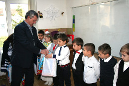 Moș Crăciun la Clasa I Miroslăvești-2017-17