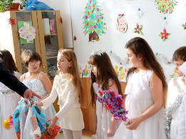 Moș Crăciun la Clasa a I-a Puchenii Mari-2017-16