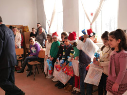 Moș Crăciun la Clasa a II-a Puchenii Mari-2017-3