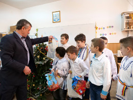 Moș Crăciun la Clasa a IV-a Puchenii Mari-2017-2