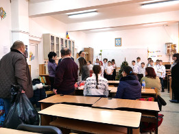 Moș Crăciun la Clasa a IV-a Puchenii Mari-2017-3