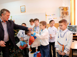 Moș Crăciun la Clasa a IV-a Puchenii Mari-2017-9