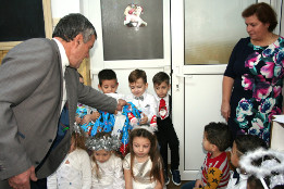 Moș Crăciun la Gădinița Puchenii Moșneni-2017-12