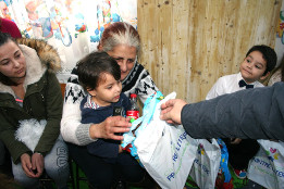 Moș Crăciun la Gădinița Puchenii Moșneni-2017-17