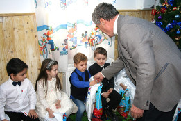 Moș Crăciun la Gădinița Puchenii Moșneni-2017-20