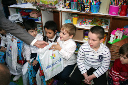 Moș Crăciun la Gădinița Puchenii Moșneni-2017-6