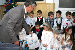 Moș Crăciun la Gădinița Puchenii Moșneni-2017-9