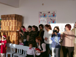 Moș Crăciun la Grădinița Miroslăvești-2017-16