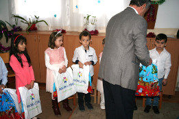 Moș Crăciun la Grupa Mare Pietroșani-2017-12