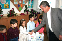 Moș Crăciun la Grupa Mare Pietroșani-2017-2