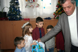 Moș Crăciun la Grupa Mare Pietroșani-2017-4