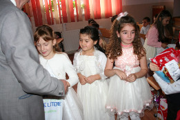 Moș Crăciun la Clasa Pregătitoare Pietroșani și Puchenii Moșneni-2017-12